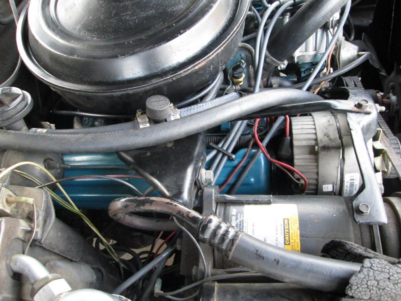 Engine Valve Cover Right