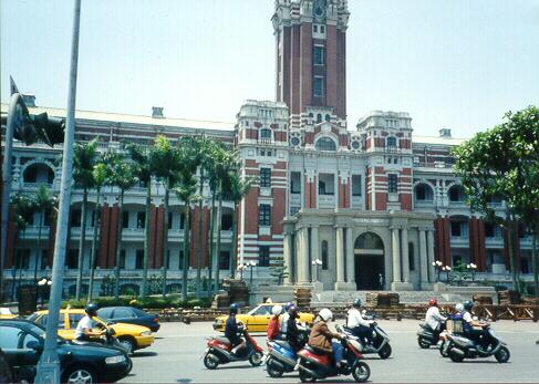 Taipei Government Building & Motorists